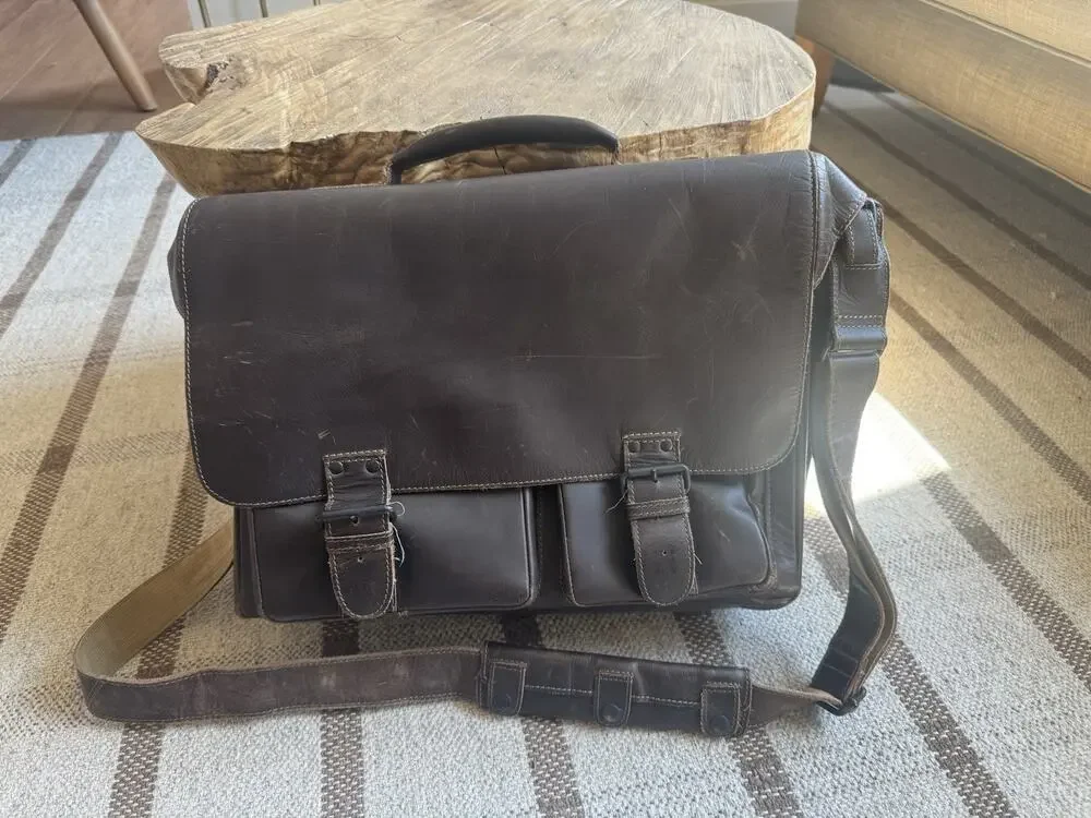Aunts And Uncles Big Finn Vintage Brown Buffalo Leather Briefcase Crossbody